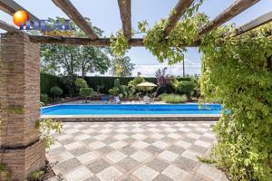 PRECIOSO CORTIJO EN LA CIUDAD DE GRANADA photo 0