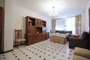 B6173J1 ESTUDIANTES. Piso de 4 dormitorios en Emperatriz Eugenia. photo 0