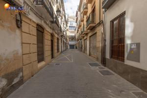 PRECIOSO PISO MUY CERCA DE CATEDRAL EN CALLE LUCENA photo 0
