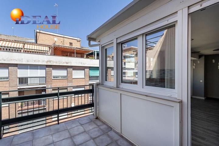 Piso reformado con terraza en Obispo Hurtado photo 0