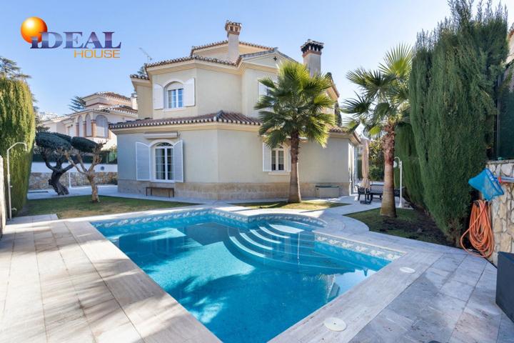 Exclusivo chalet en granada capital photo 0