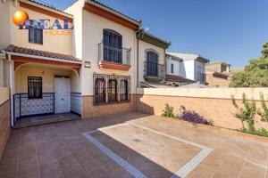 🏡 Vive en Iznalloz: Casa con encanto, amplio espacio y tranquilidad 🌿 photo 0