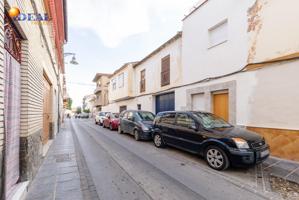 Encantadora casa reformada con terraza en el corazón de Santa Fe. photo 0