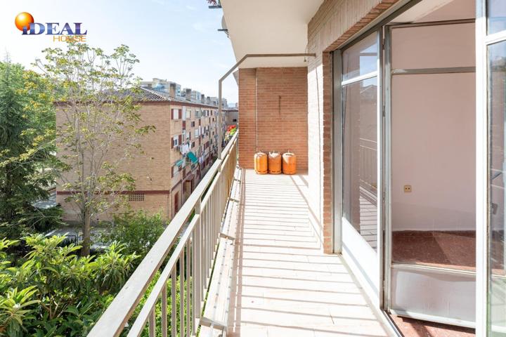 ✨ Oportunidad Única en Calle Luz Casanova: vivienda totalmente reformada a estrenar ✨ photo 0