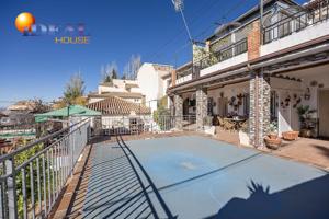 CASA CON PISCINA EN EL BARRIO DE MONACHIL photo 0