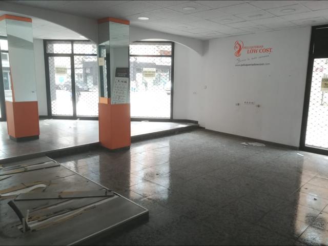 LOCAL DE 155M2 TOTALMENTE EXTERIOR CON SALIDA DE HUMOS EN CAPPONT photo 0