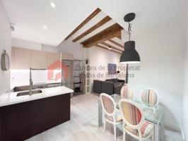 Piso en venta en Santa Caterina de Barcelona photo 0