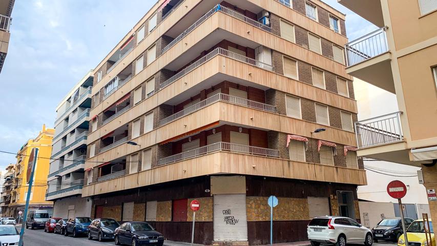 Piso En venta en Torrevieja photo 0