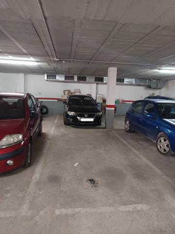 🅿️ Plaza de parking doble en zona Carrilet – amplia, segura y con fácil acceso photo 0