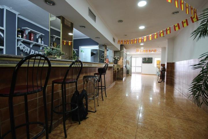 Amplio Local para Cuartelillo en Elda photo 0