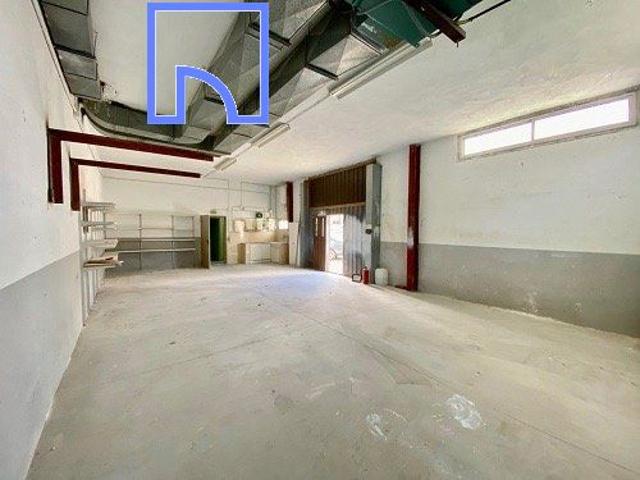 Nave industrial en esquina: 138.000€ photo 0