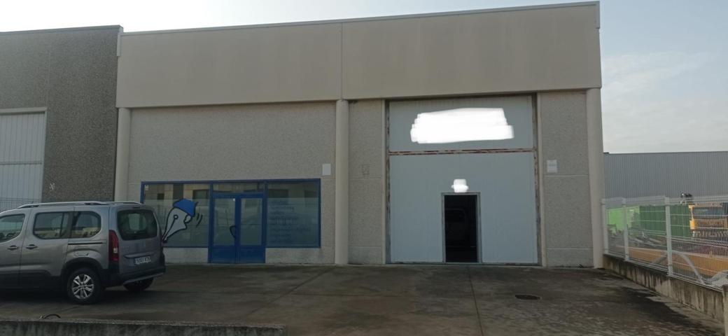 Nave industrial en Tudela photo 0