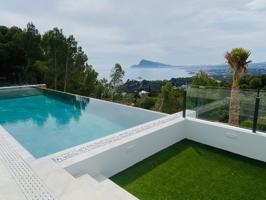 Villa En venta en Altea photo 0