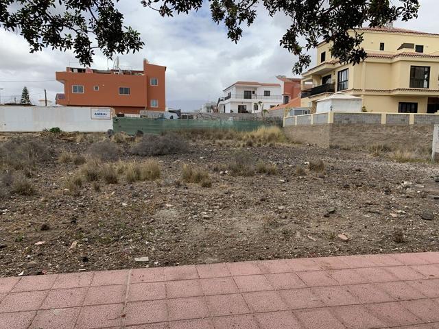 Terrenos Edificables En venta en Arona photo 0