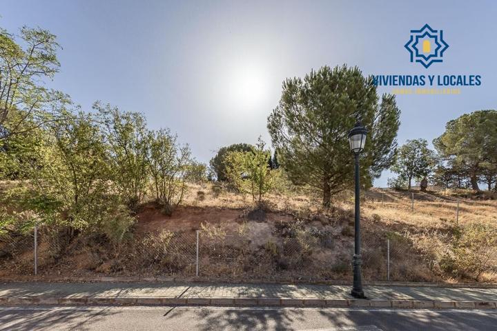 PARCELA 610 M2 EN CORTIJO DE LA LUZ, OTURA. photo 0
