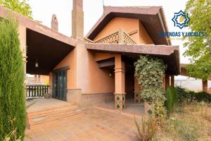 CHALET URB. CAÑADAS DEL PARQUE (DILAR) photo 0