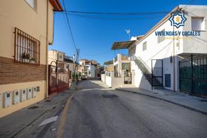 Terreno Urbanizable En venta en Ctra Sierra - Acceso Nuevo Alhambra, Granada photo 0
