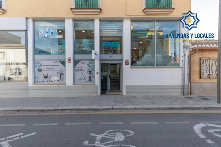 ¡OPORTUNIDAD! ¡LOCAL COMERCIAL TOTALMENTE REFORMADO EN LA MEJOR ZONA DE CULLAR VEGA! photo 0
