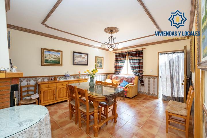 Casa 3 dormitorios en el bonito pueblo de Cacín photo 0
