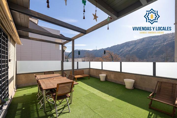 ¡¡¡PRECIOSO CASA CON TODO EL CONFORT Y LUJO QUE MERECES EN GRANADA!!! VEN A VISITARLO photo 0