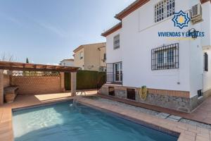 Chalet en Ogijares photo 0