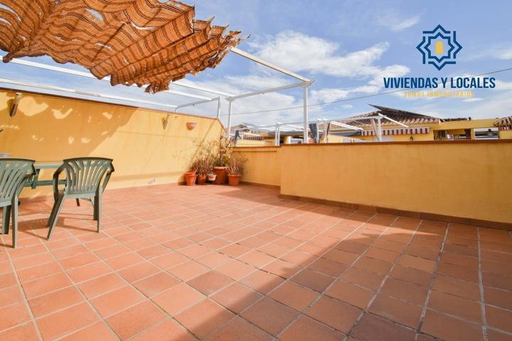 Armilla. Vivienda unifamiliar adosada. 3 dormitorios. 2 baños. 1 aseo. photo 0