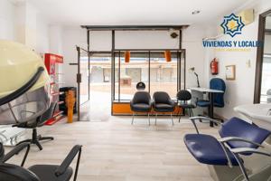 ¡Oportunidad de Inversión en el Barrio del Zaidín! Local Comercial en Venta photo 0