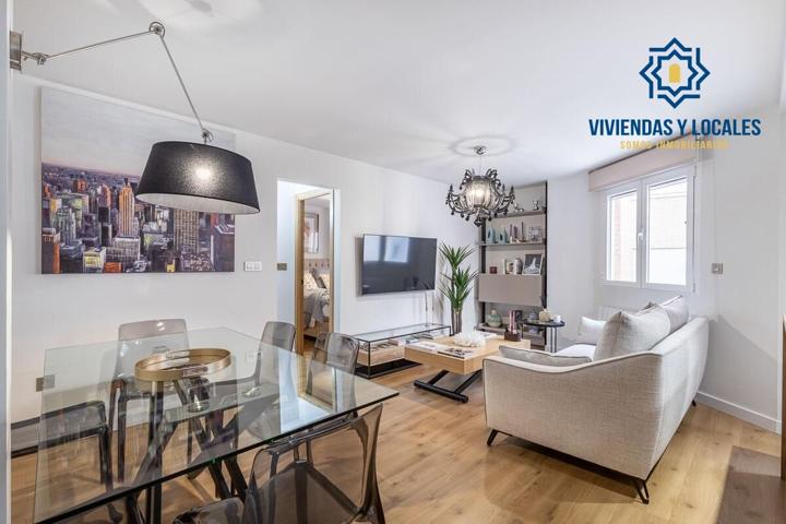 FANTÁSTICO APARTAMENTO TOTALMENTE REFORMADO EN PLENO CENTRO DE GRANADA photo 0