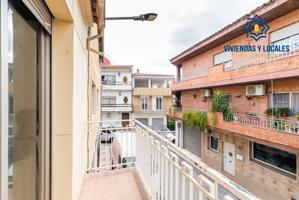 ¡Oportunidad en Maracena! Crea la casa de tus sueños en una ubicación inmejorable. photo 0