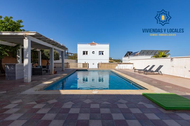 Casa independiente con piscina en Cañadas del Paque photo 0
