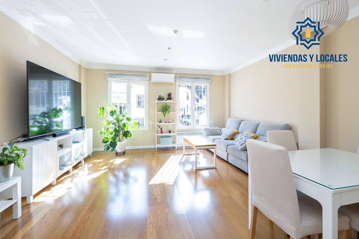 ¡DESCUBRE TU NUEVO HOGAR EN AVENIDA DE MURCIA! Impresionante casa adosada photo 0