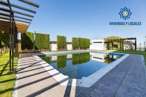 CASA EN LAS GABIAS, URB. PRIVADA CON PISCINA Y ZONAS VERDES photo 0