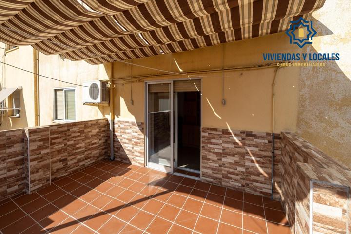 Semiático con terraza junto Hospital Traumatogía photo 0