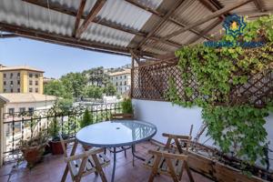 Vivienda con Licencia Turística junto al Arco de Elvira photo 0