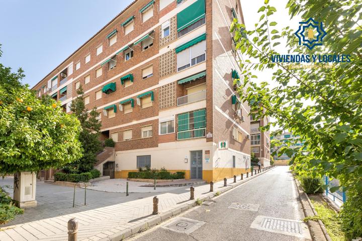 FANTASTICO PISO EXTERIOR JUNTO A TRAUMA!!!!!!!! photo 0