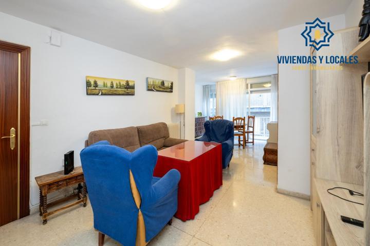 Estupendo piso en venta en calle Gran Capitan photo 0