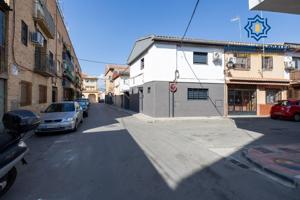 VIVIENDA TOTALMENTE REFORMADA EN EL CENTRO DE ARMILLA, LISTA PARA ENTRAR A VIVIR. photo 0