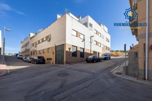 Oportunidad en Las Gabias ; Vivienda lista para entrar a vivir. photo 0
