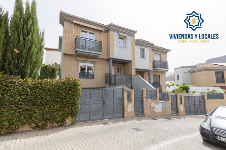 Vivienda unifamiliar con patio, jardín y todas las comodidades photo 0