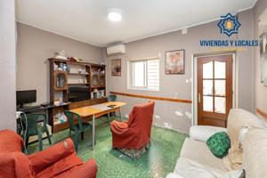 🏡 ¡Gran oportunidad en pleno centro de Armilla! 🏡 photo 0
