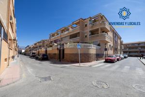 Piso con terraza y garaje junto al futuro metro en Las Gabias photo 0