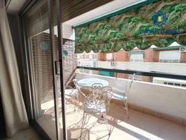 En alquiler piso cuatro dormitorios con terraza junto a Recogidas photo 0