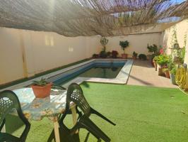 Casa en venta en Cijuela photo 0