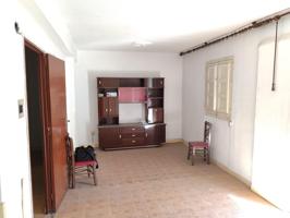 Inmobiliaria García Delgado vende piso en La Chana con Ascensor!!!!! photo 0