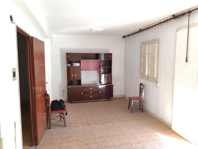 Inmobiliaria García Delgado vende piso en La Chana con Ascensor!!!!! photo 0