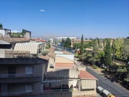 Inmobiliaria García Delgado Alquila Precio Piso Justo al Lado de Las Facultades!!!!!!!!!!!!!! photo 0