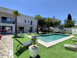 Chalet independiente en Vistahermosa photo 0