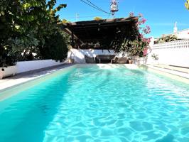 Encantador Chalet en la Zona Tranquila de Bacarot - Alicante photo 0