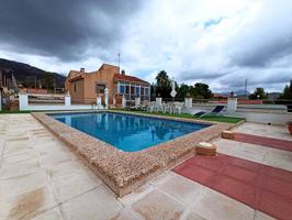 ESTUPENDO CHALET EN VENTA EN MORALET photo 0