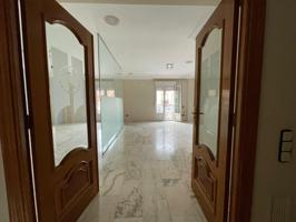 EN VENTA PISO 273 M2, ARMILLA, ZONA PLAZA DEL AYUNTAMIENTO photo 0